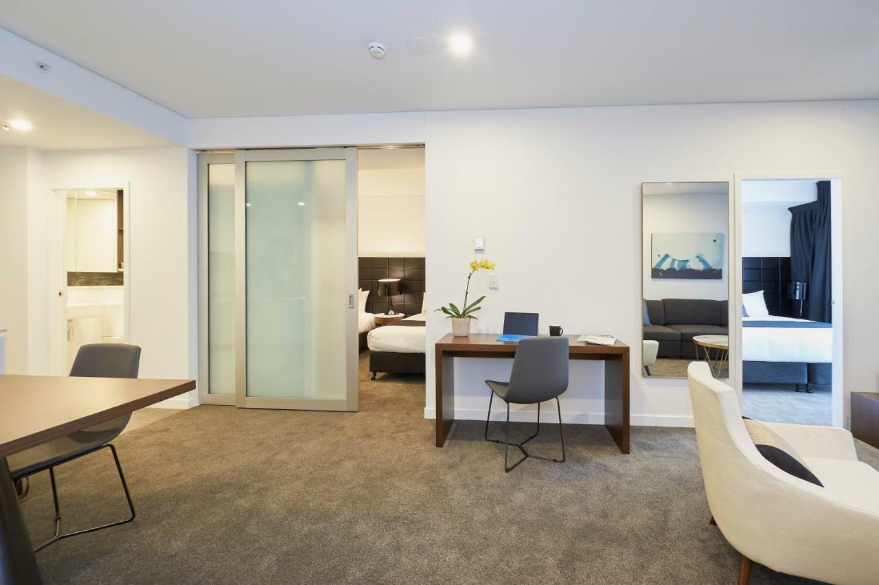 Silkari Suites At Chatswood Sidney Exterior foto